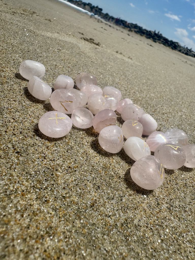Rose Quartz Rune Set