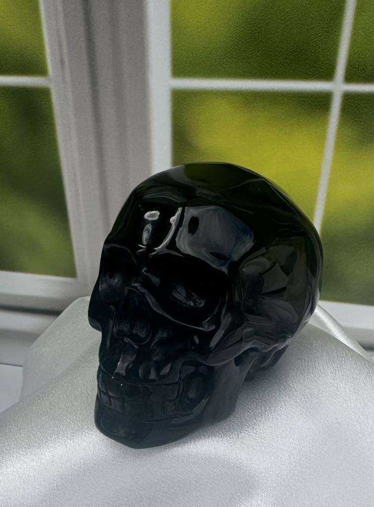 Black Obsidian Skull