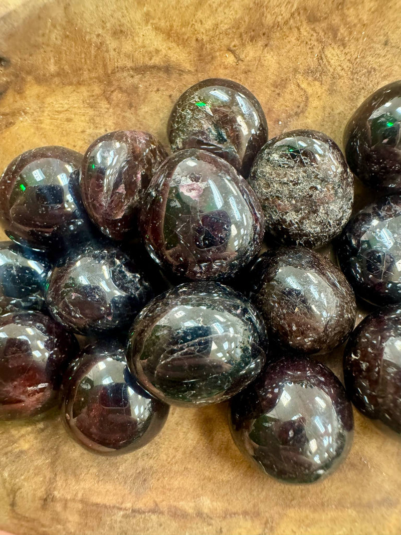 Garnet Tumble Stones