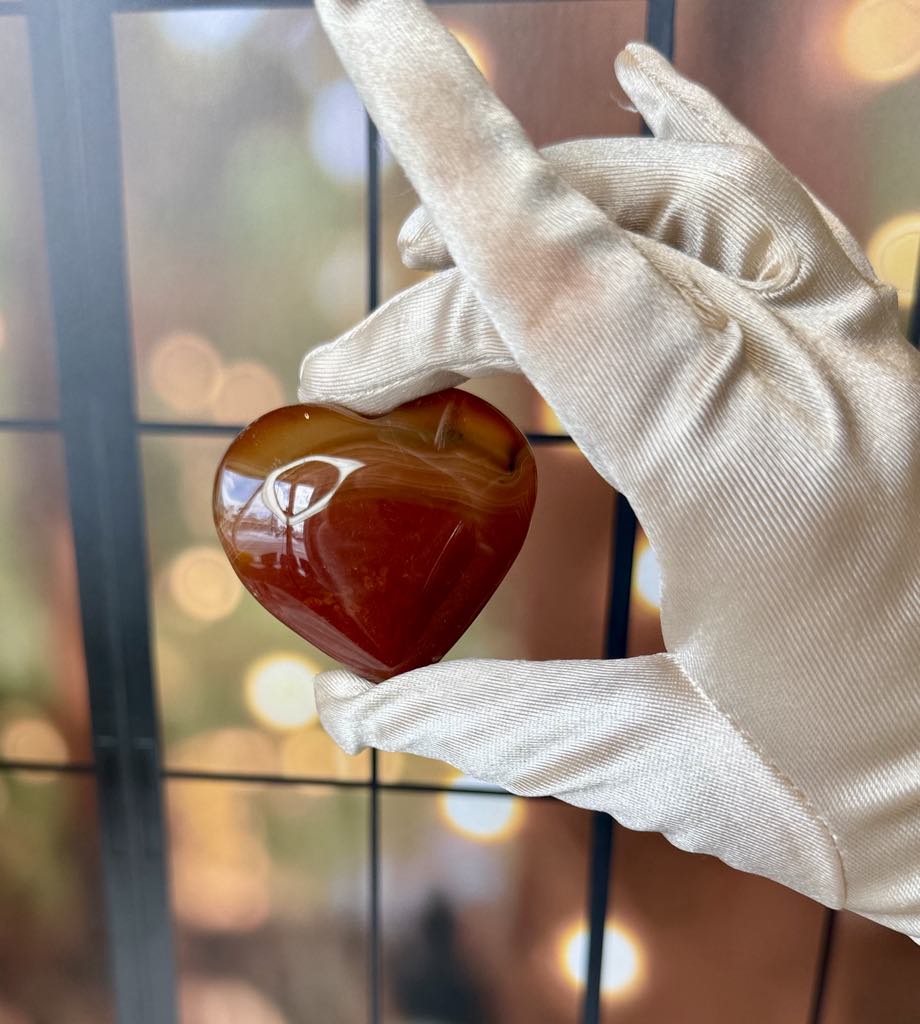 Carnelian Heart Palm Stone 1