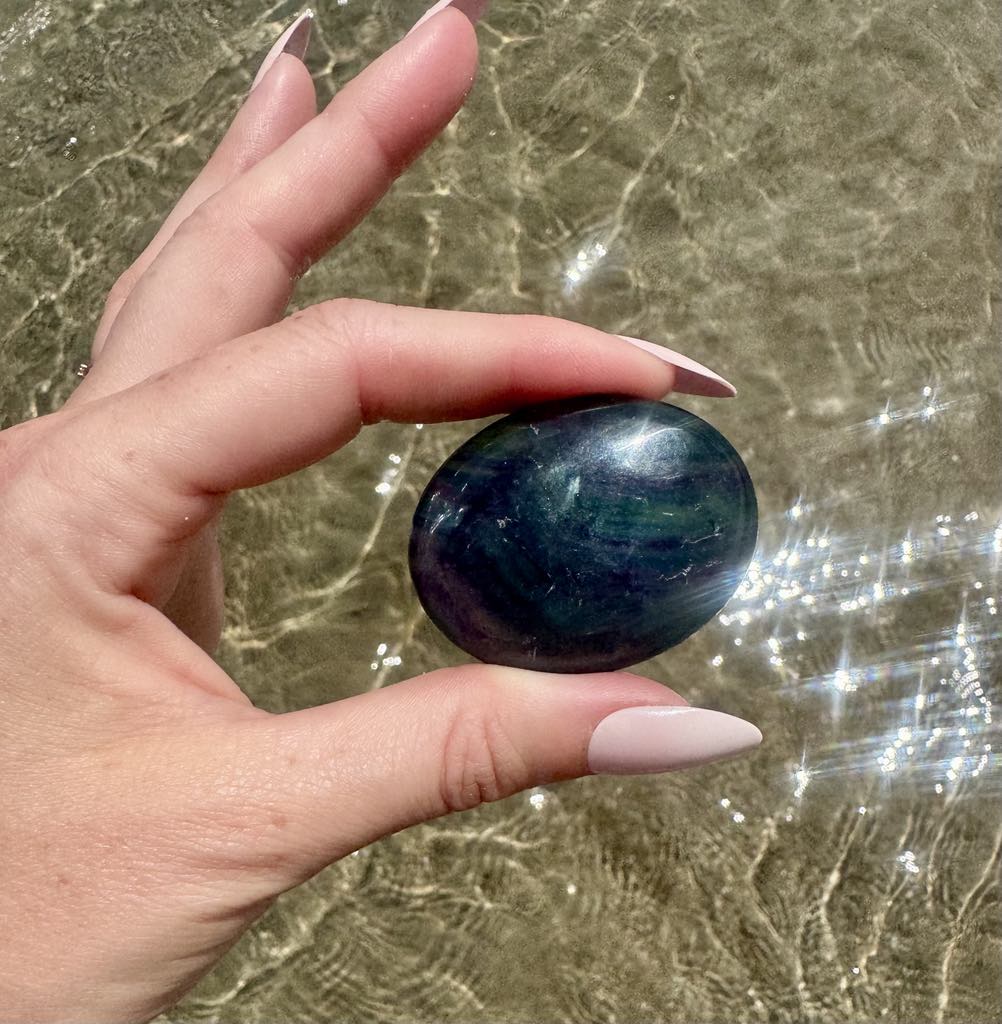 Fluorite Palmstone 1