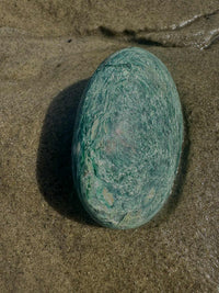 Fuchsite Palm Stone