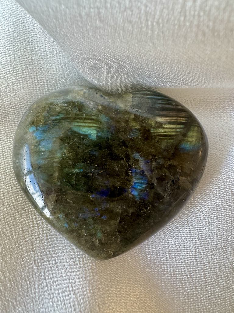 Labradorite Heart Palm Stone 2